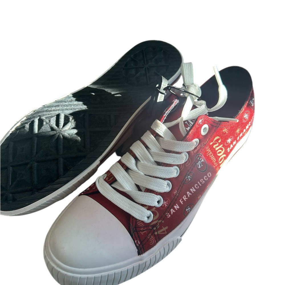 Women's Foco San Francisco 49ers sneaker Size 8